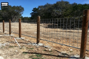 wooden posts with metal fence- RA013