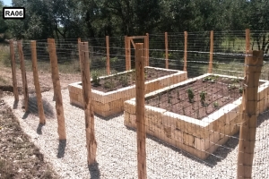 cedar posts with metal fencing- RA06