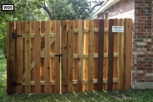 1x6x6 ft Dog-Ear Western Red Cedar Shadow Box Fence With Walk Gate